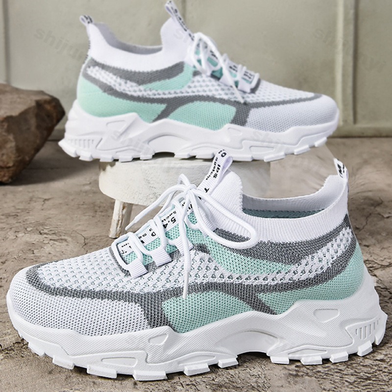 Women Shoes Tennis - أحذية رياضية نسائية كبيرة الحجم ذات