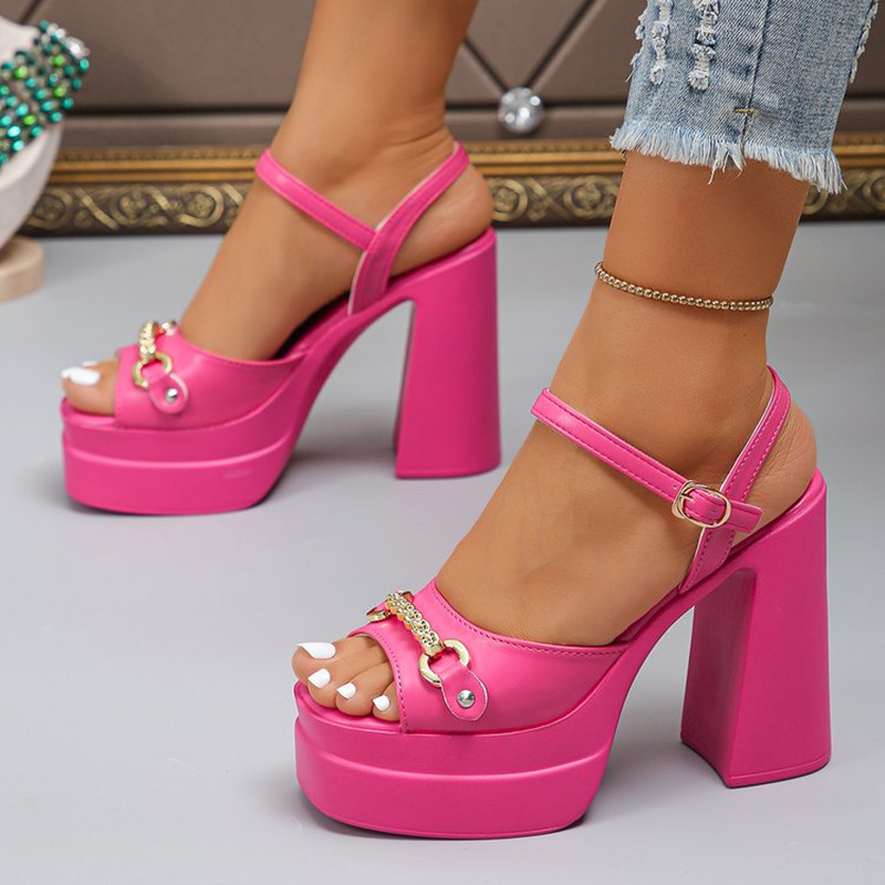 Women Shoes Model - منتجات الصيف الجديدة لعام 2026 أحذية