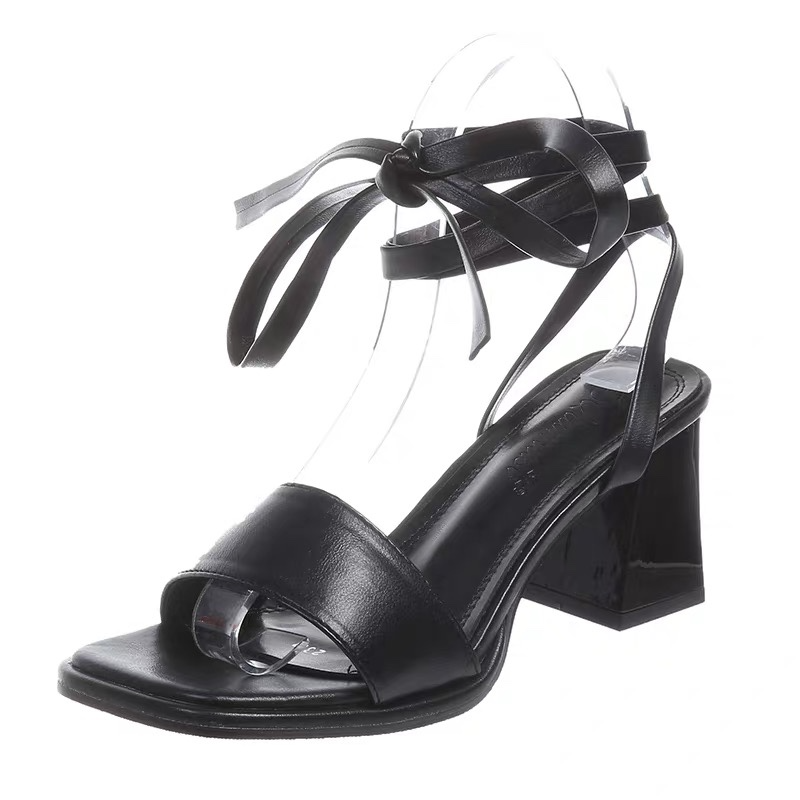 Women Shoes Model - أحذية نسائية صيفية جديدة 2026، كعب
