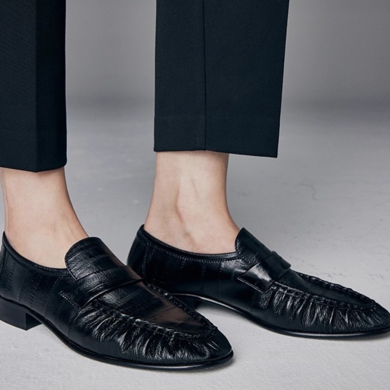 Women Shoes Casual - أحذية نسائية فاخرة جديدة مصنوعة يدويًا