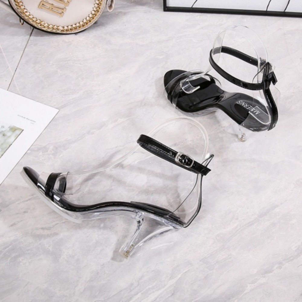 صنادل نسائية بكعب شفاف من الكر - مراجعة Clear Strap Heel وسعره