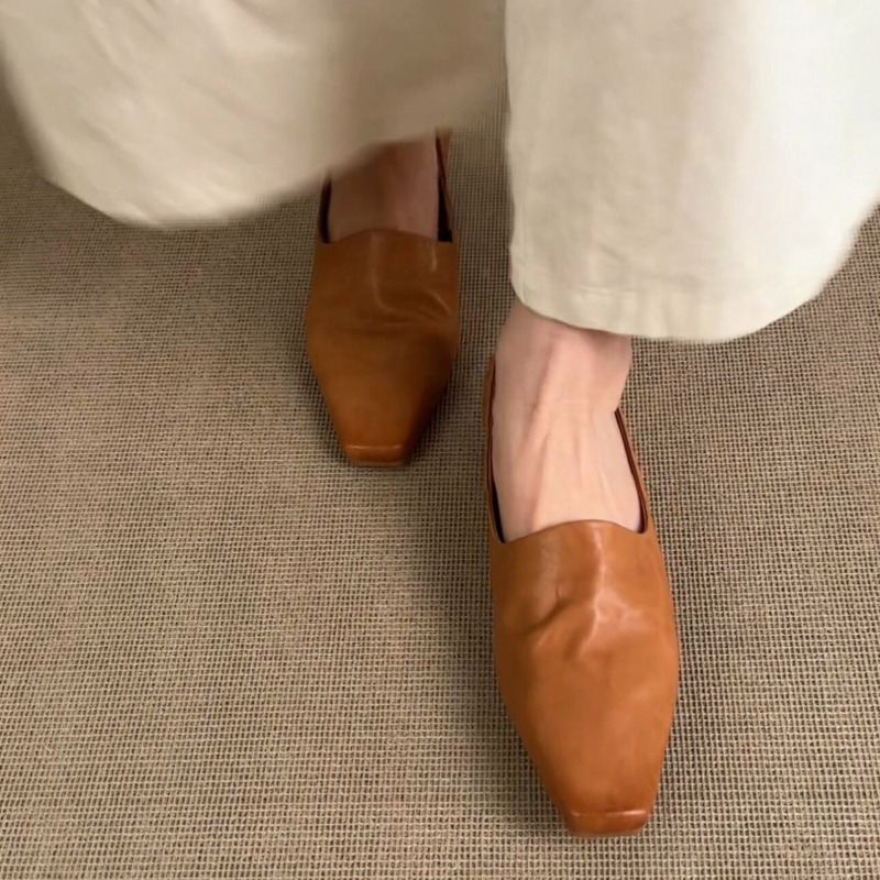 أحذية نسائية مسطحة بتصميم ريتر - مراجعة Pointed Toe Flat وسعره