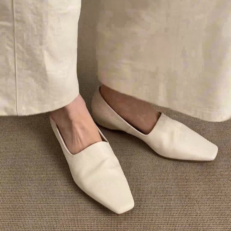 أحذية نسائية مسطحة بتصميم ريتر - مراجعة Pointed Toe Flat وسعره